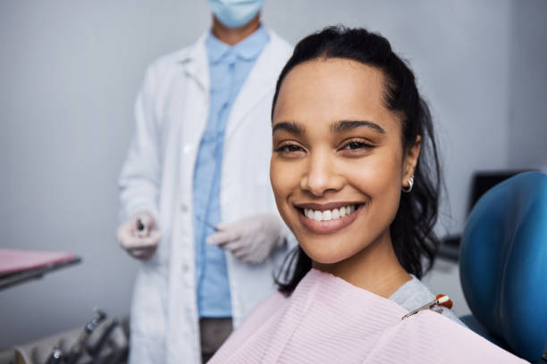 Best Root Canal Treatment  in Hlsboro, IL